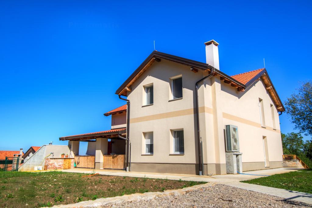 Dobra Hisa Zdravja Cicarija Hotel Golac Exterior foto